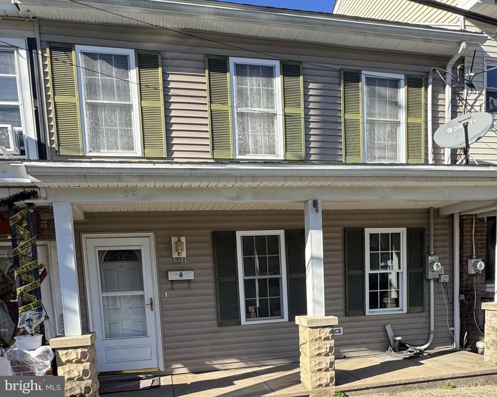 Photo of 118 W Laurel Street, TREMONT, PA 17981 (MLS # PASK2023714)
