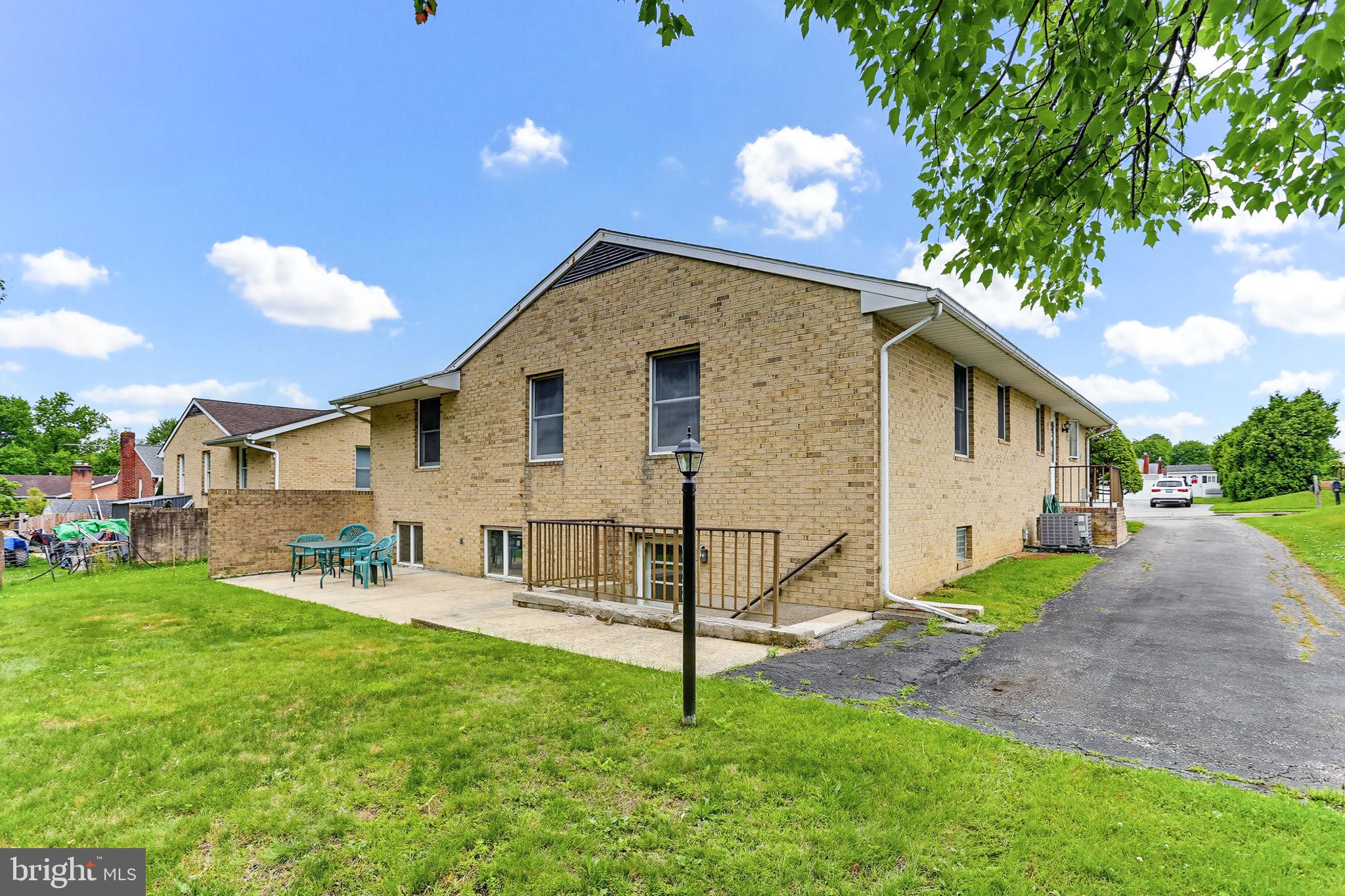 RAMBLEBROOK - Residential