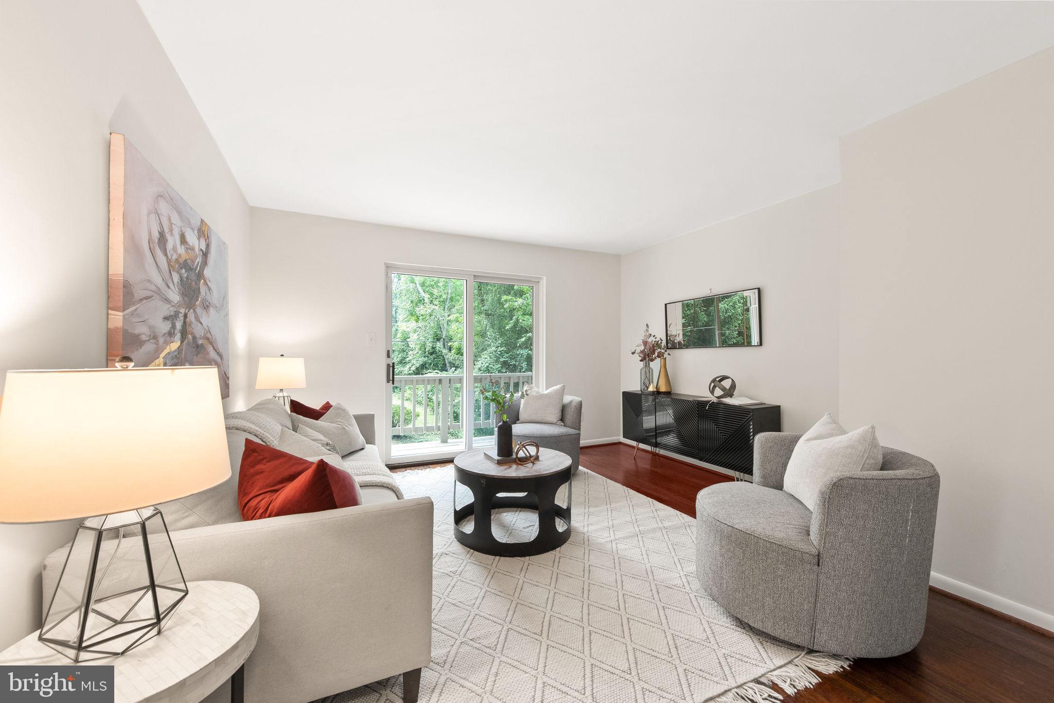 SLEEPY HOLLOW MANOR - Residential