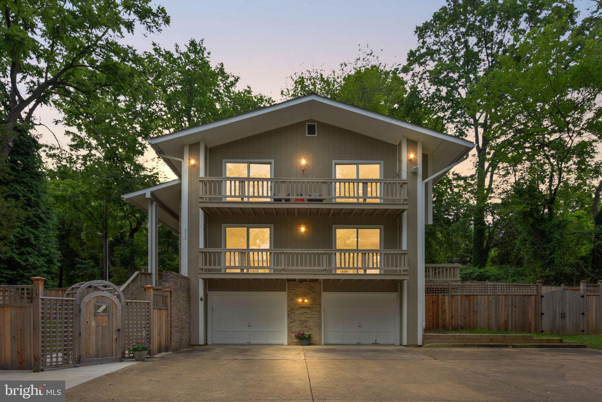SLEEPY HOLLOW MANOR - Residential