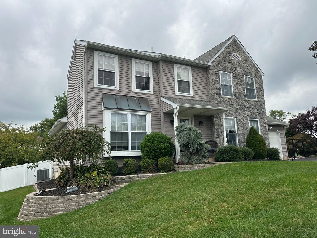 Photo of 1407 Cornflower Lane, BENSALEM, PA 19020 (MLS # PABU2106470)