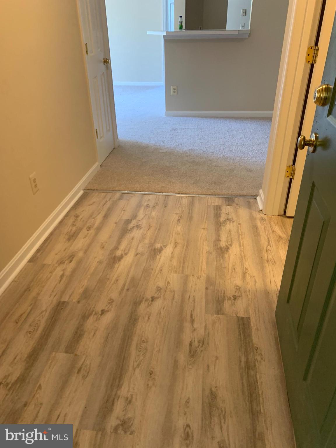 GATEWAY COMMERCE CENTER - Residential Lease