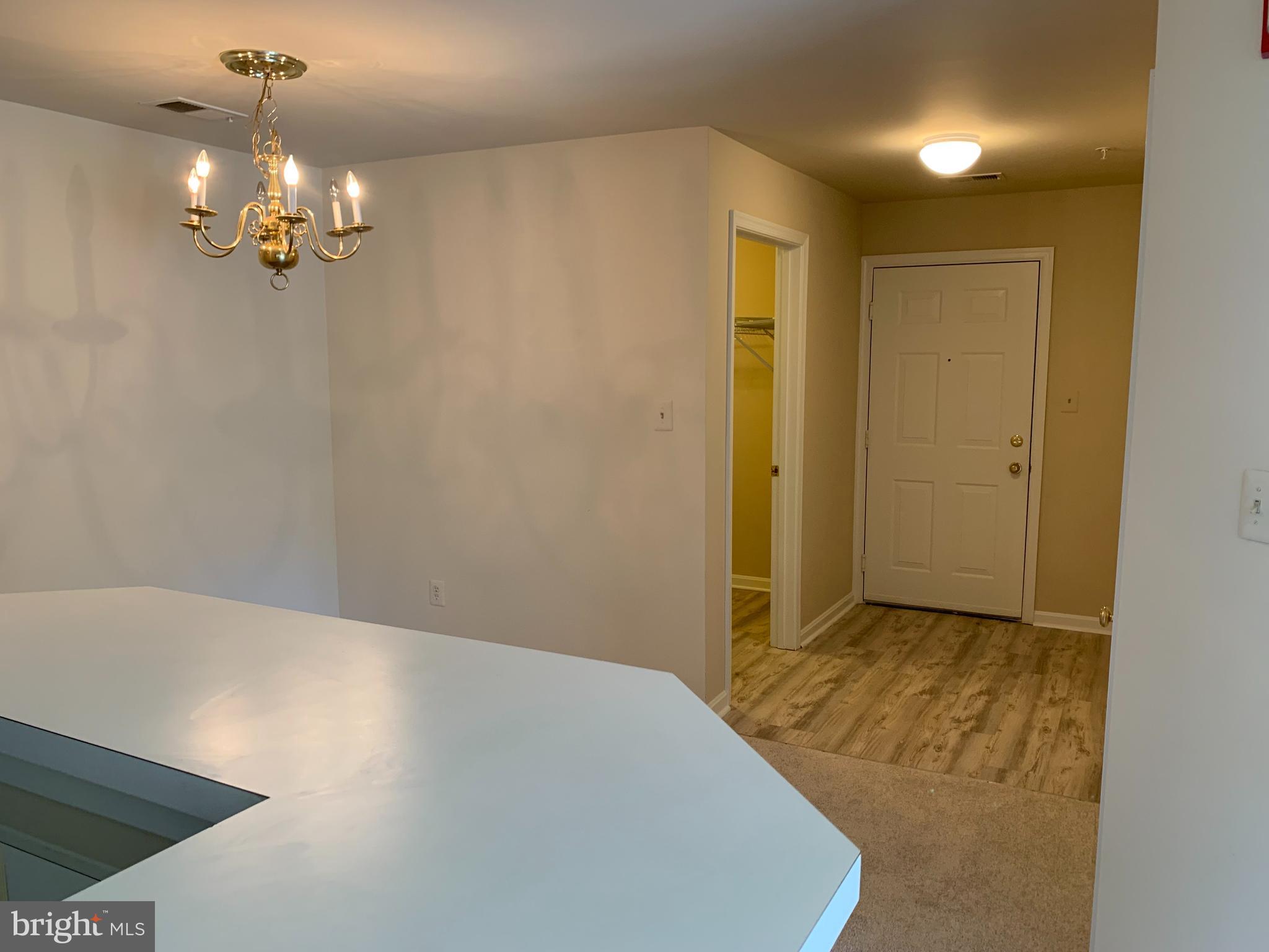 GATEWAY COMMERCE CENTER - Residential Lease