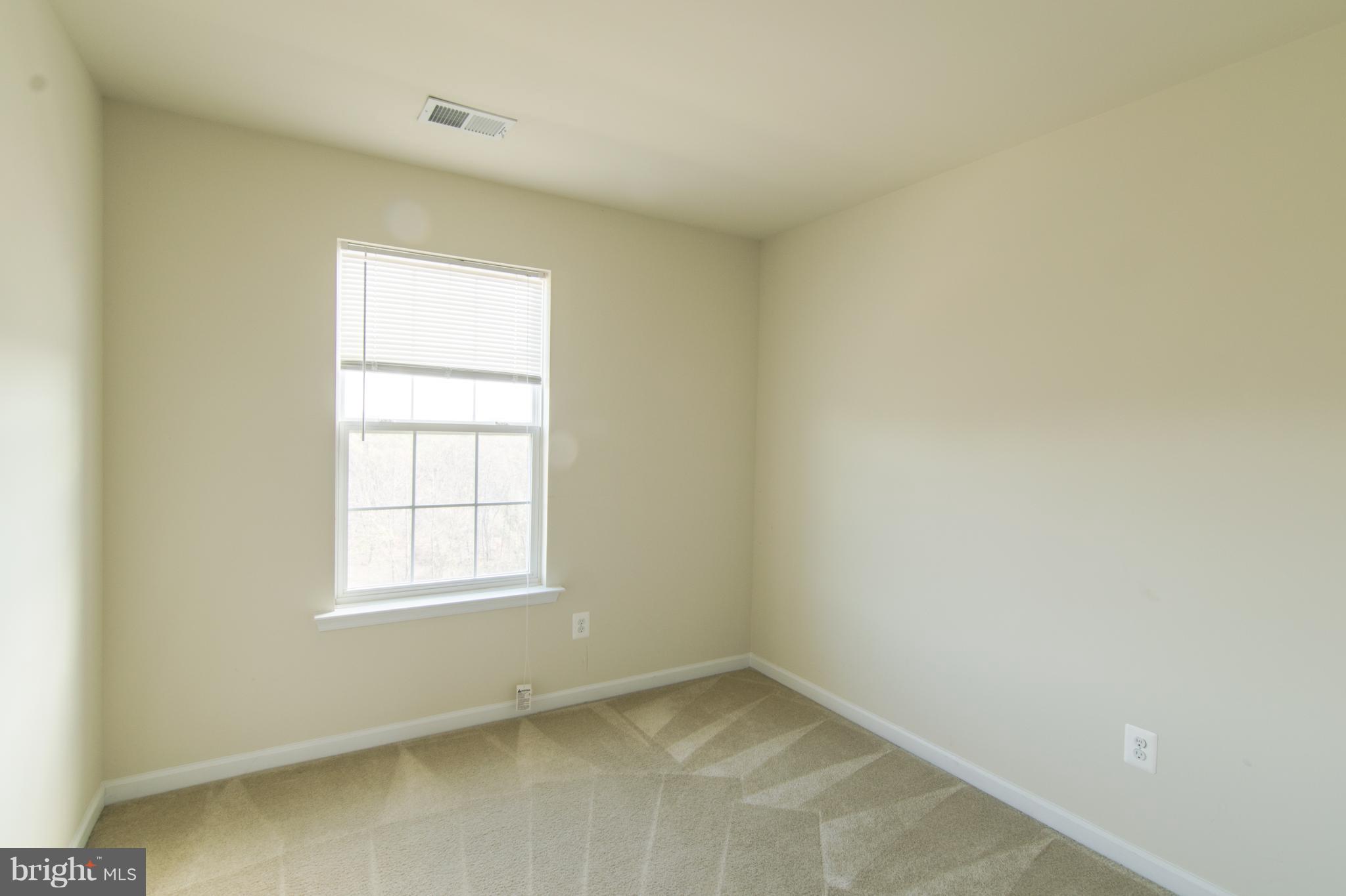 LAKELAND PLACE - Residential