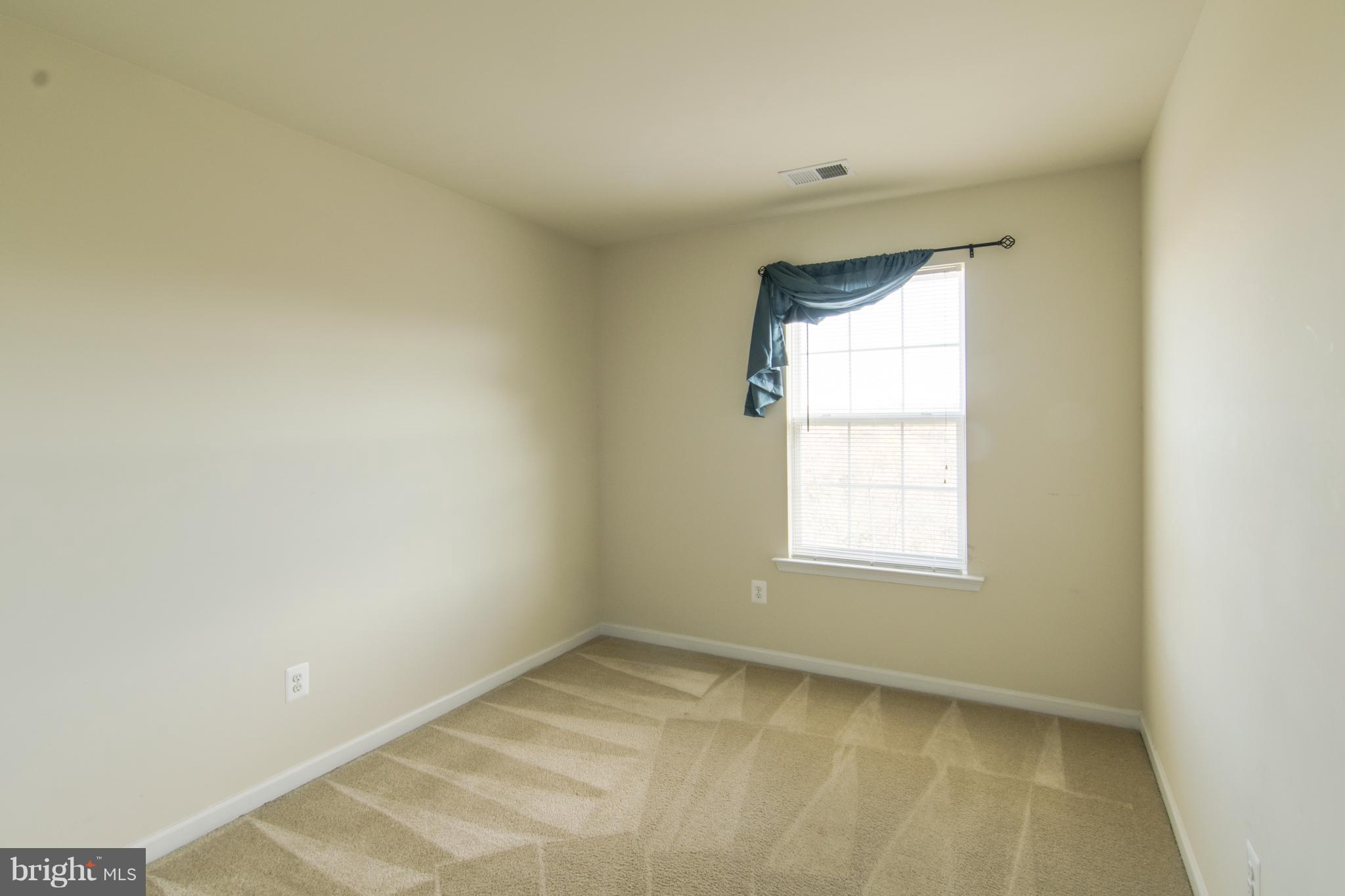 LAKELAND PLACE - Residential