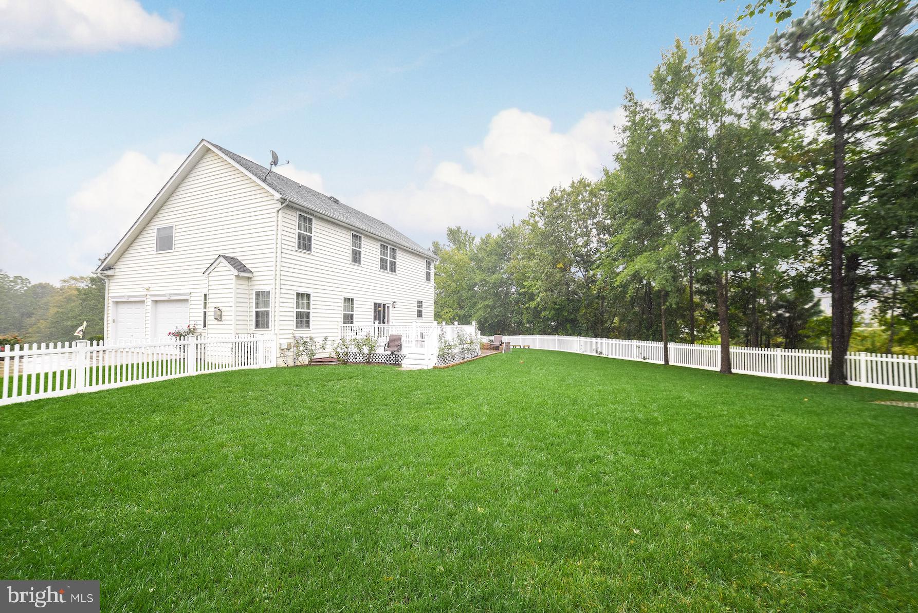 PEMBROOKE - Residential