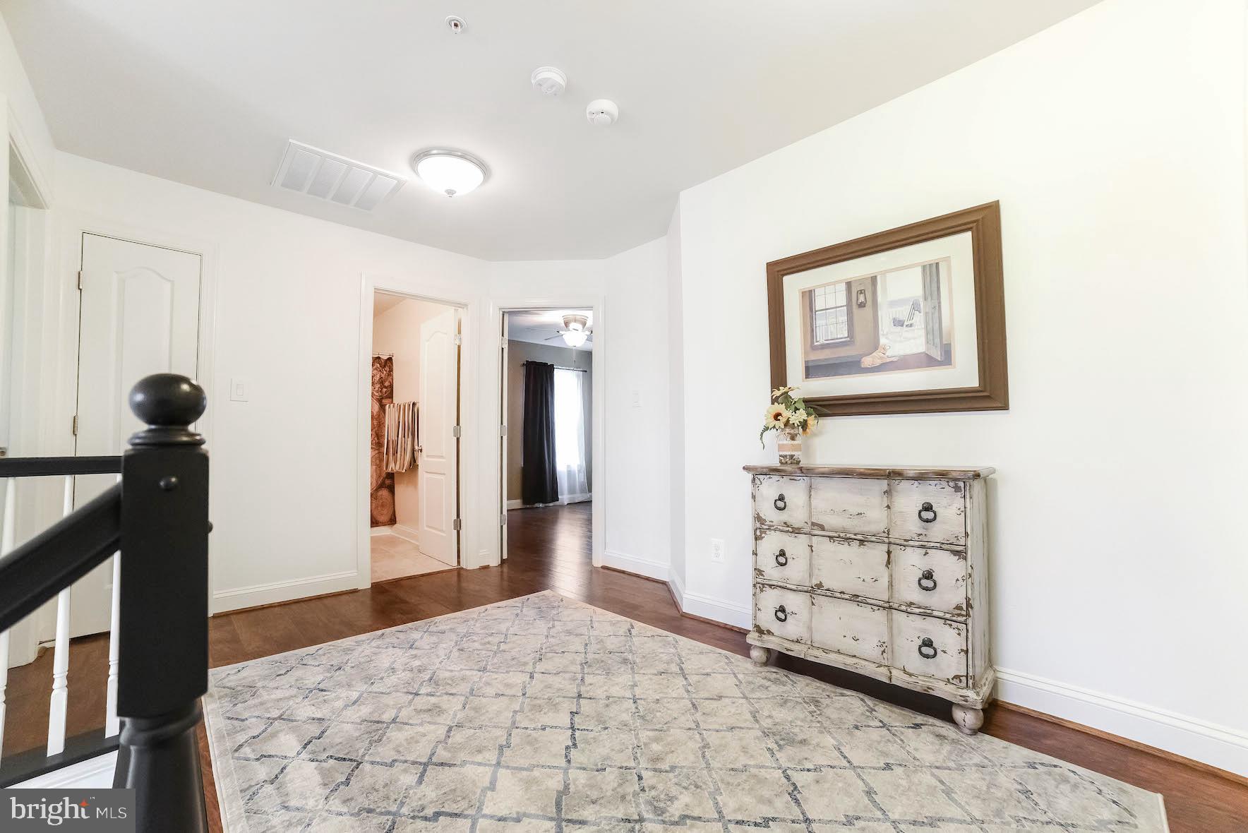 PEMBROOKE - Residential