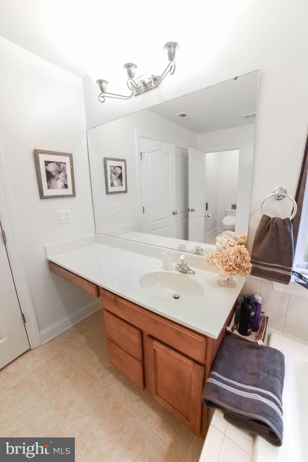 PEMBROOKE - Residential