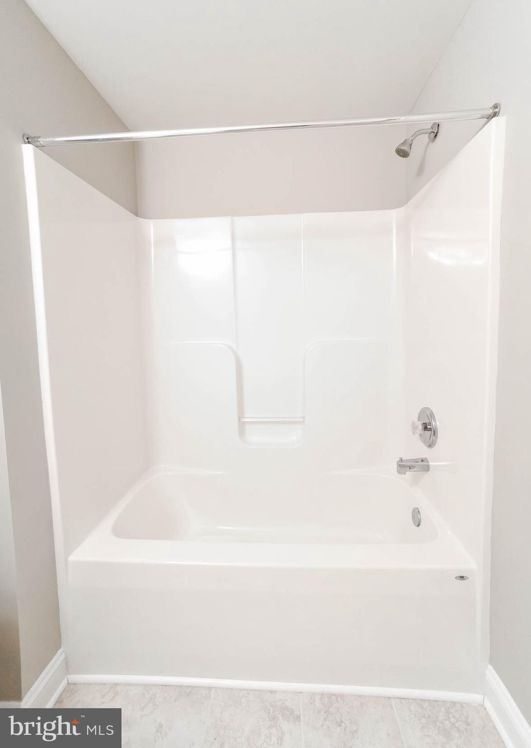 PEMBROOKE - Residential