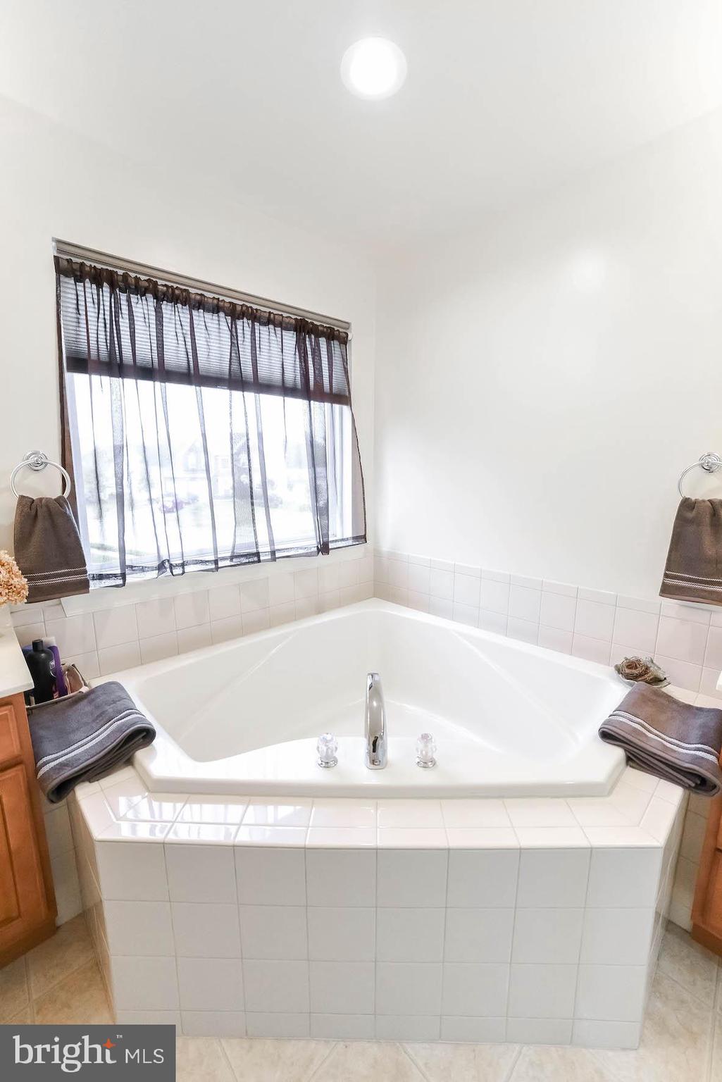 PEMBROOKE - Residential