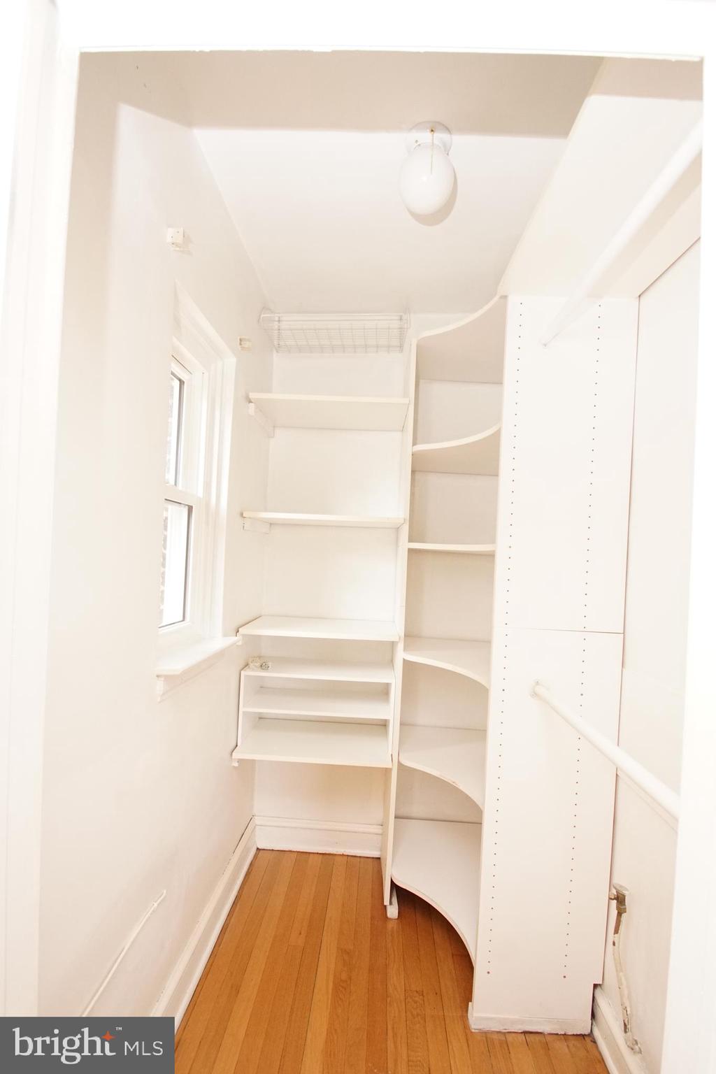 PARKVILLE - Residential