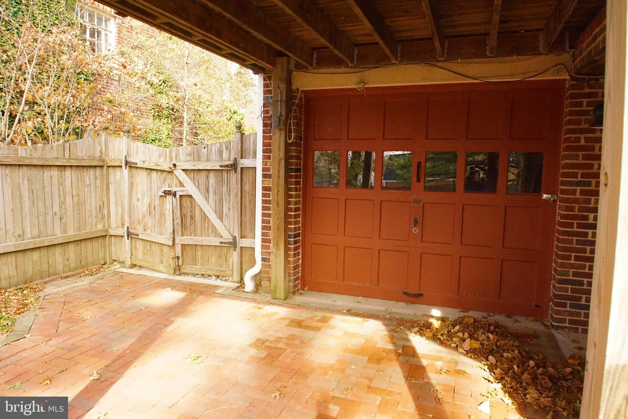 PARKVILLE - Residential