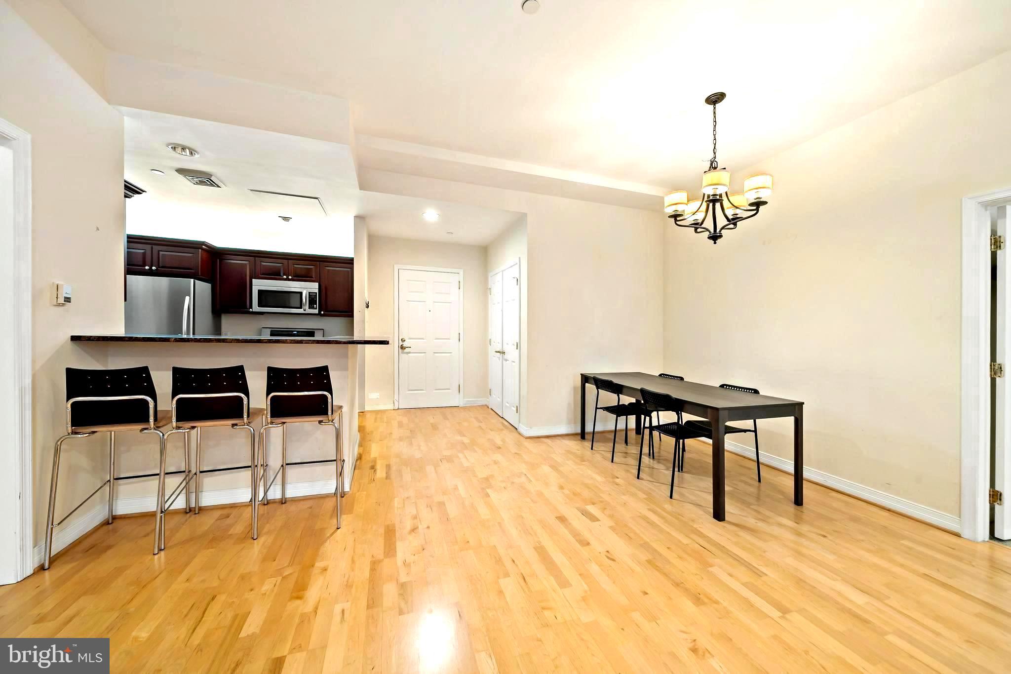 1600 ARCH STREET 1806