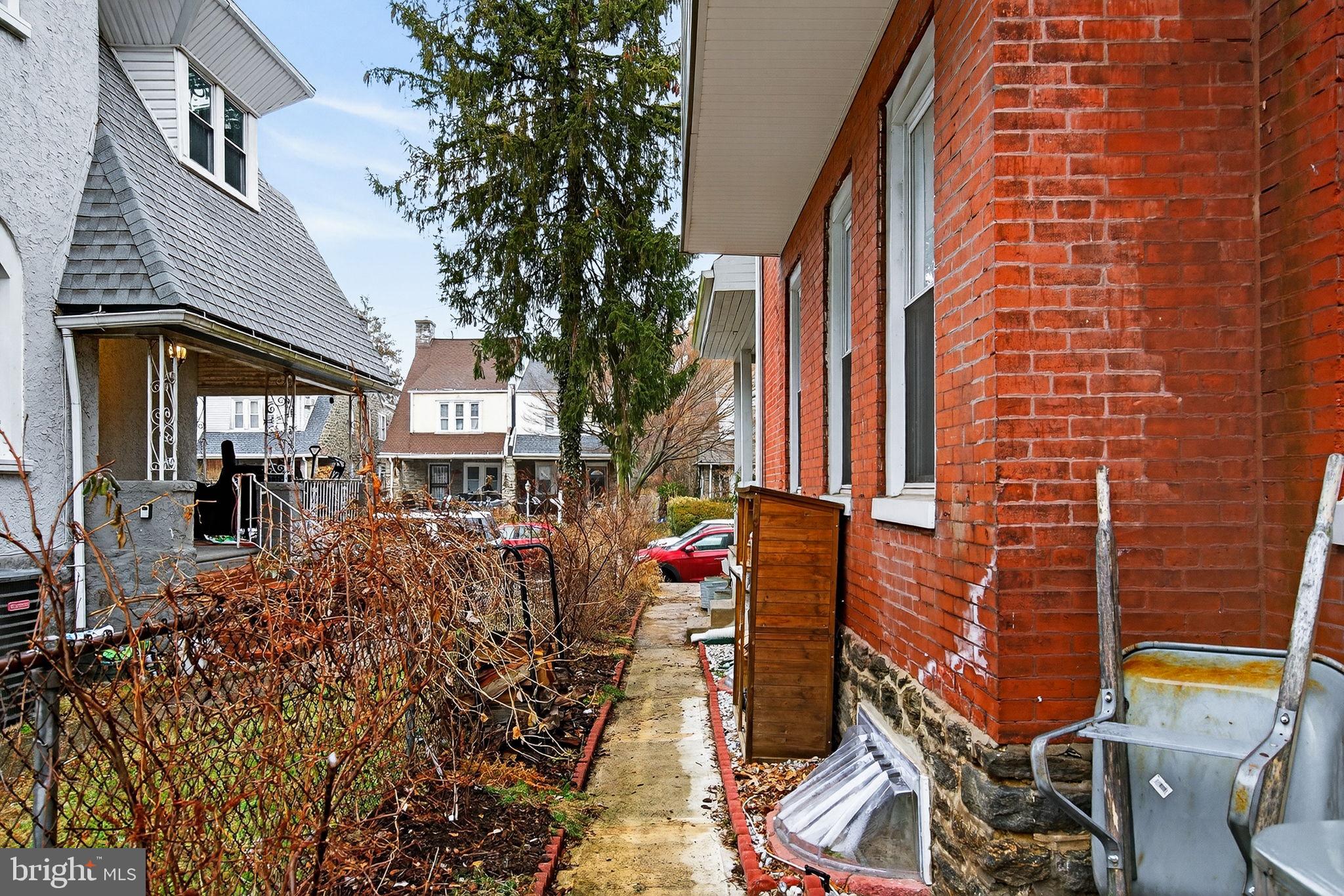 GERMANTOWN (WEST) - Residential