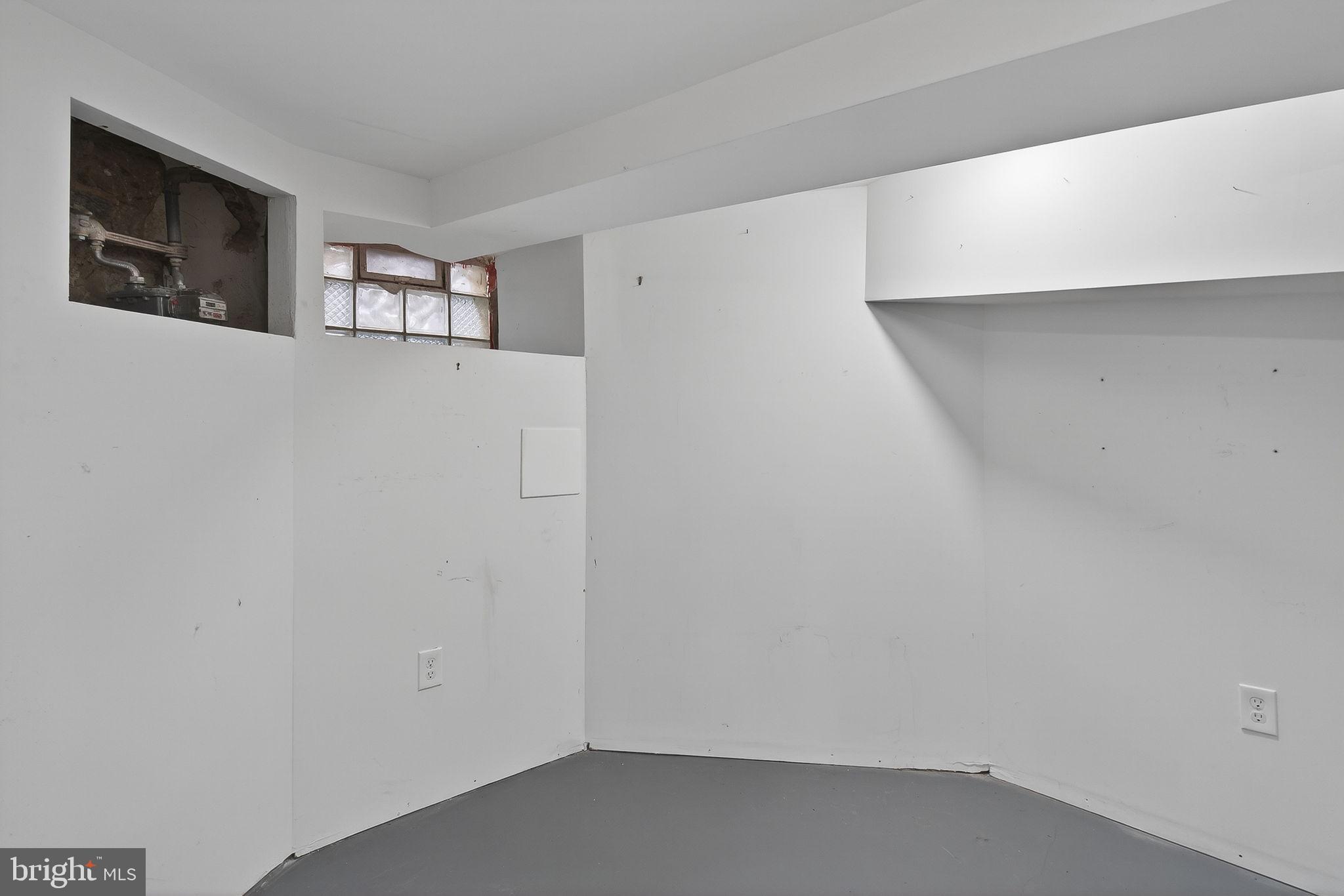 GERMANTOWN (WEST) - Residential