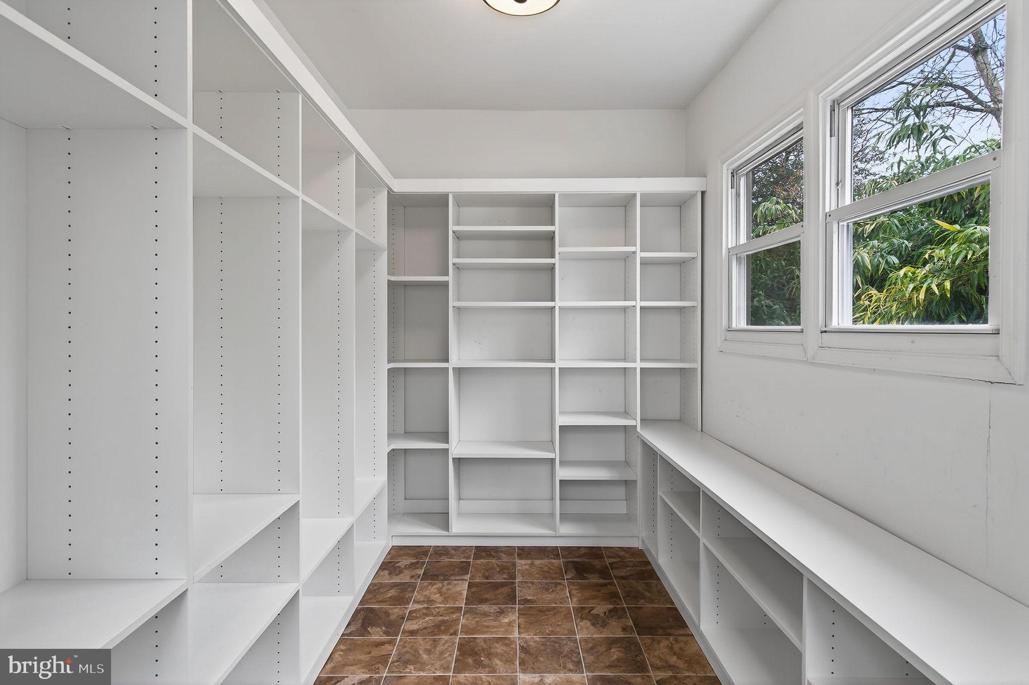 GERMANTOWN (WEST) - Residential