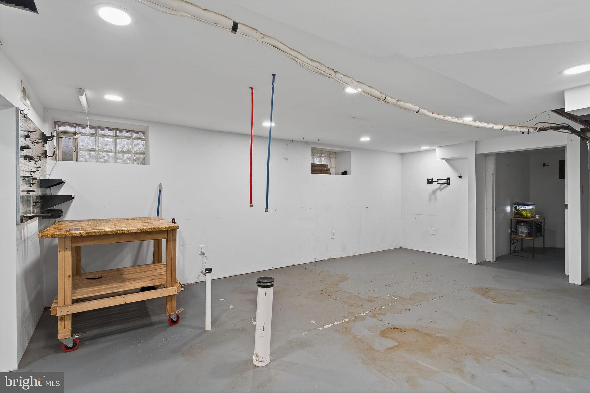 GERMANTOWN (WEST) - Residential