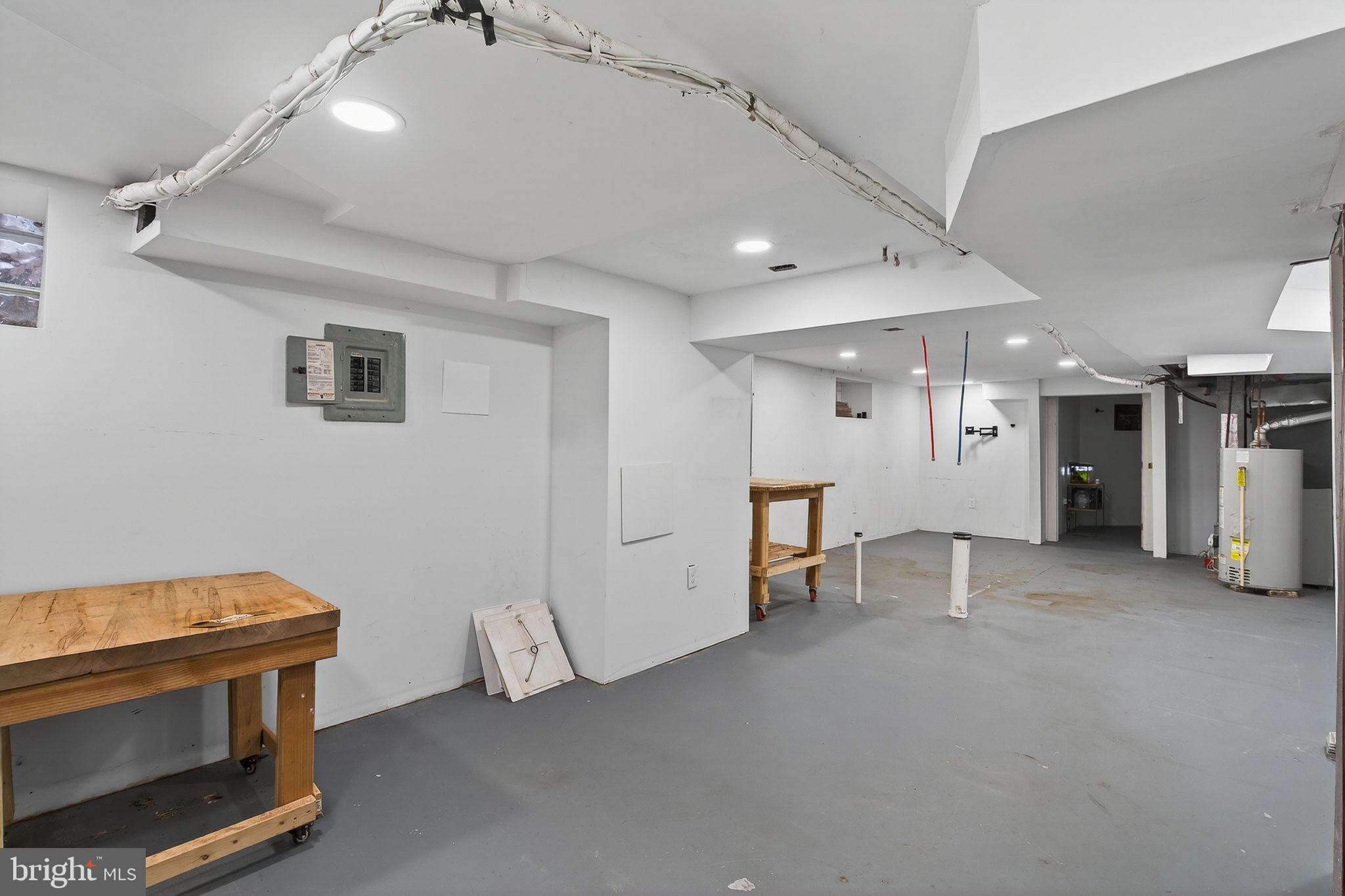 GERMANTOWN (WEST) - Residential