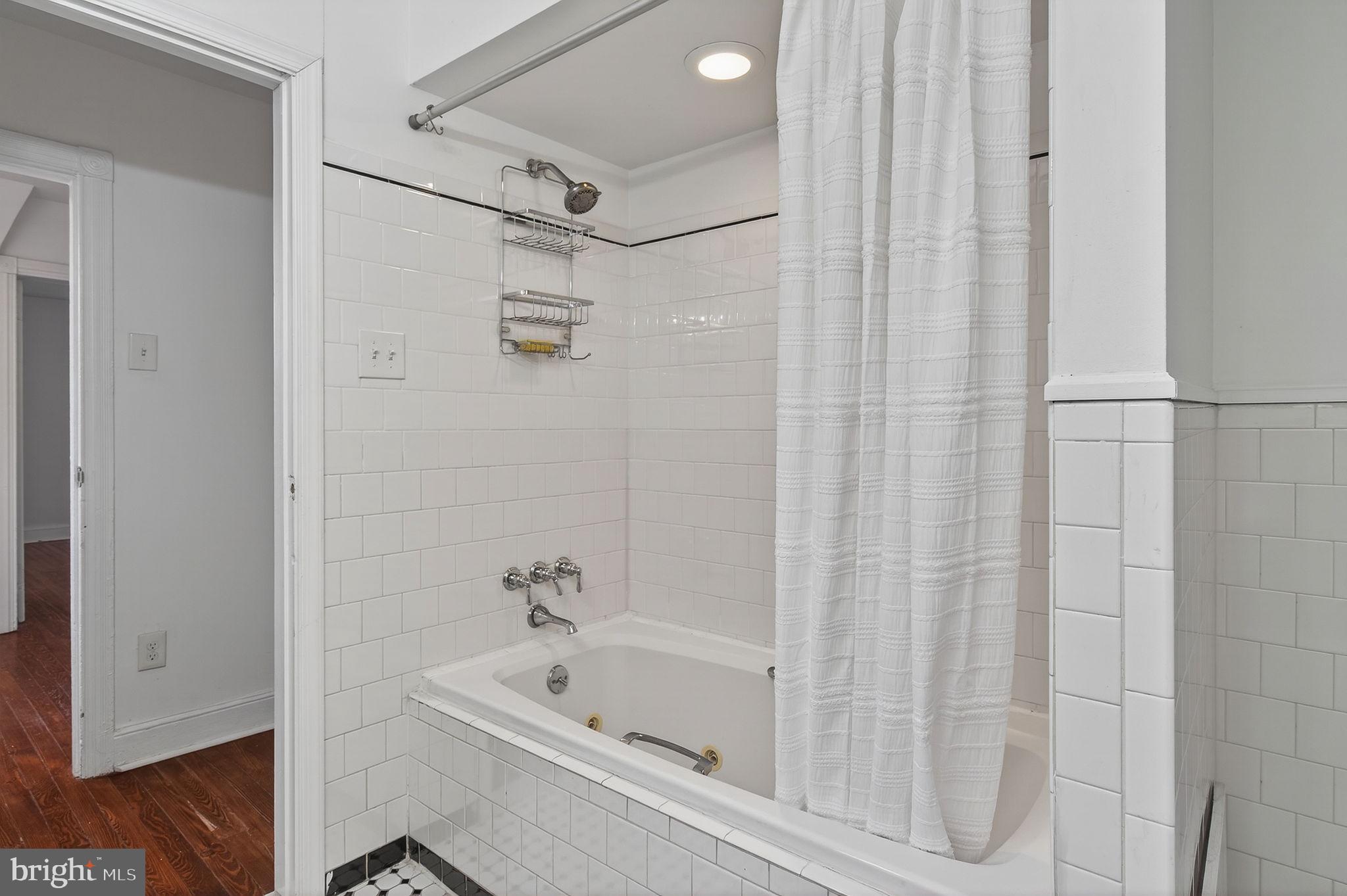 GERMANTOWN (WEST) - Residential