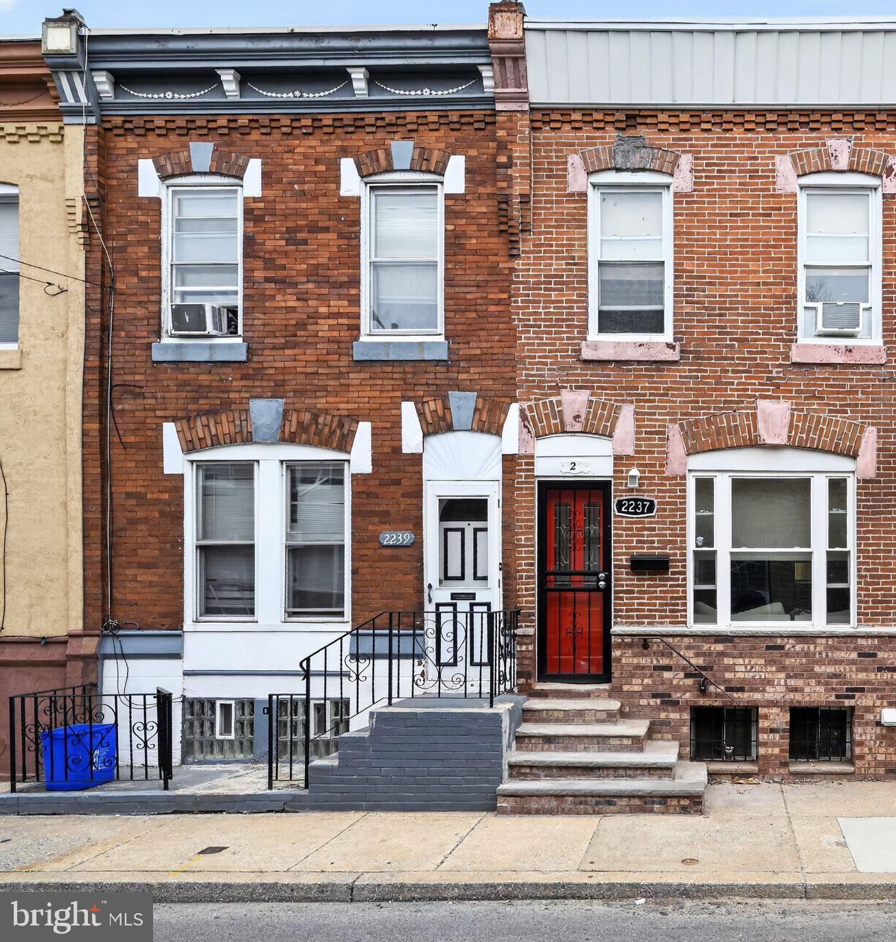 POINT BREEZE - Residential