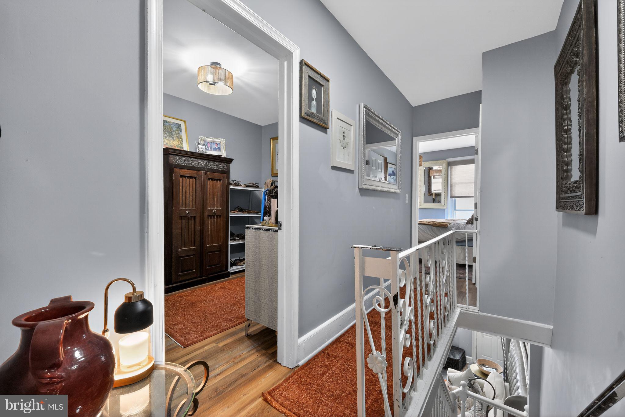POINT BREEZE - Residential