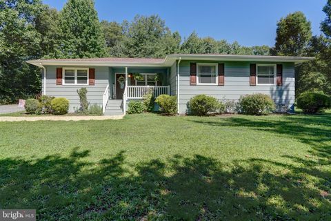 Homes For Sale - 4319 Indian Creek Road<br/> Louisa County, MINERAL, VA 23117