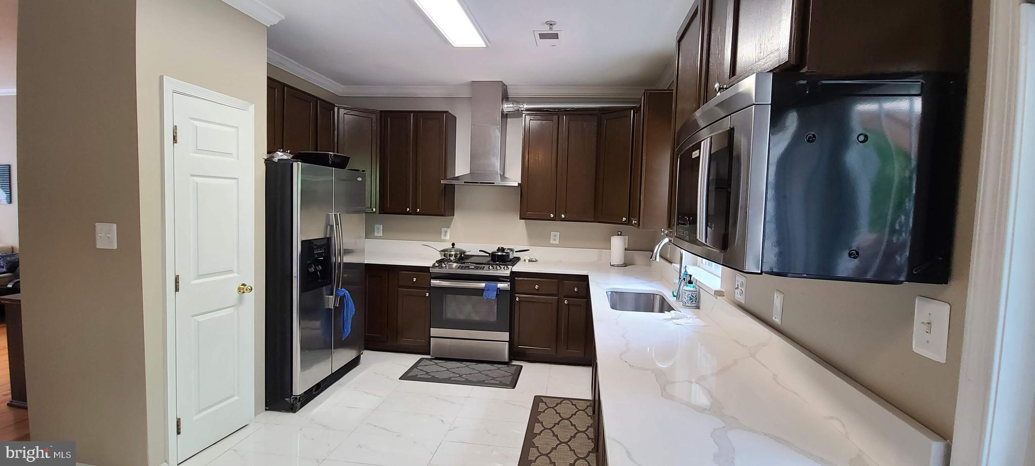 LONGWOOD - Residential