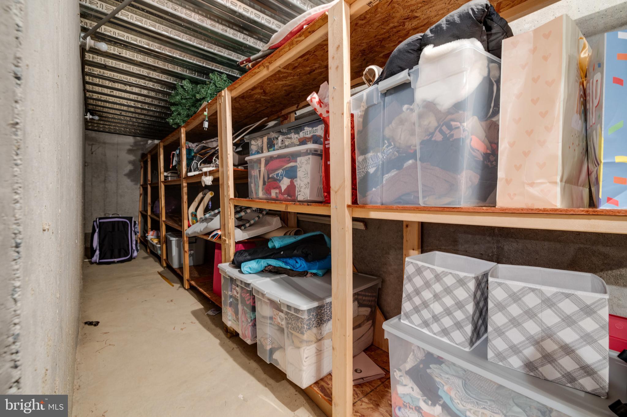 DEERFIELD ESTATES - Residential