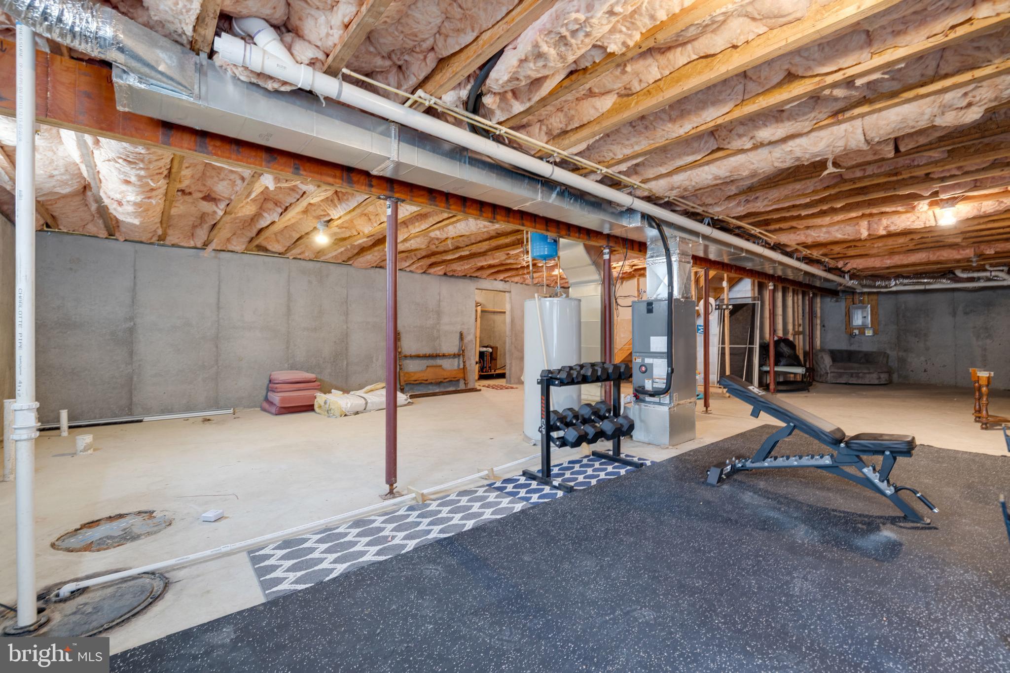 DEERFIELD ESTATES - Residential