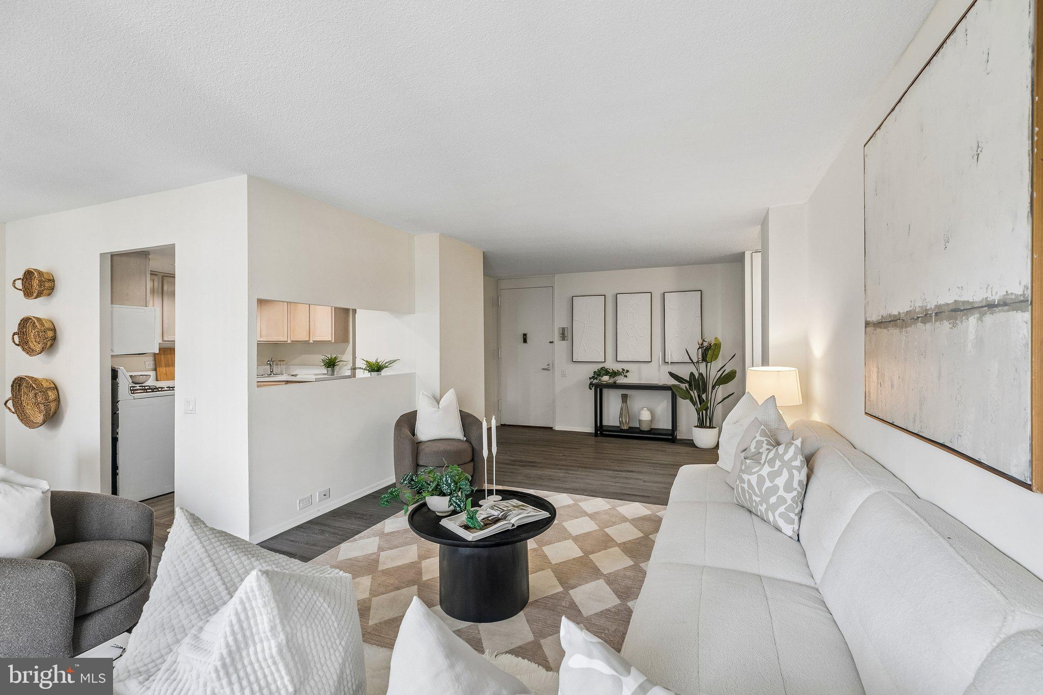 1326 SPRUCE STREET 42 703