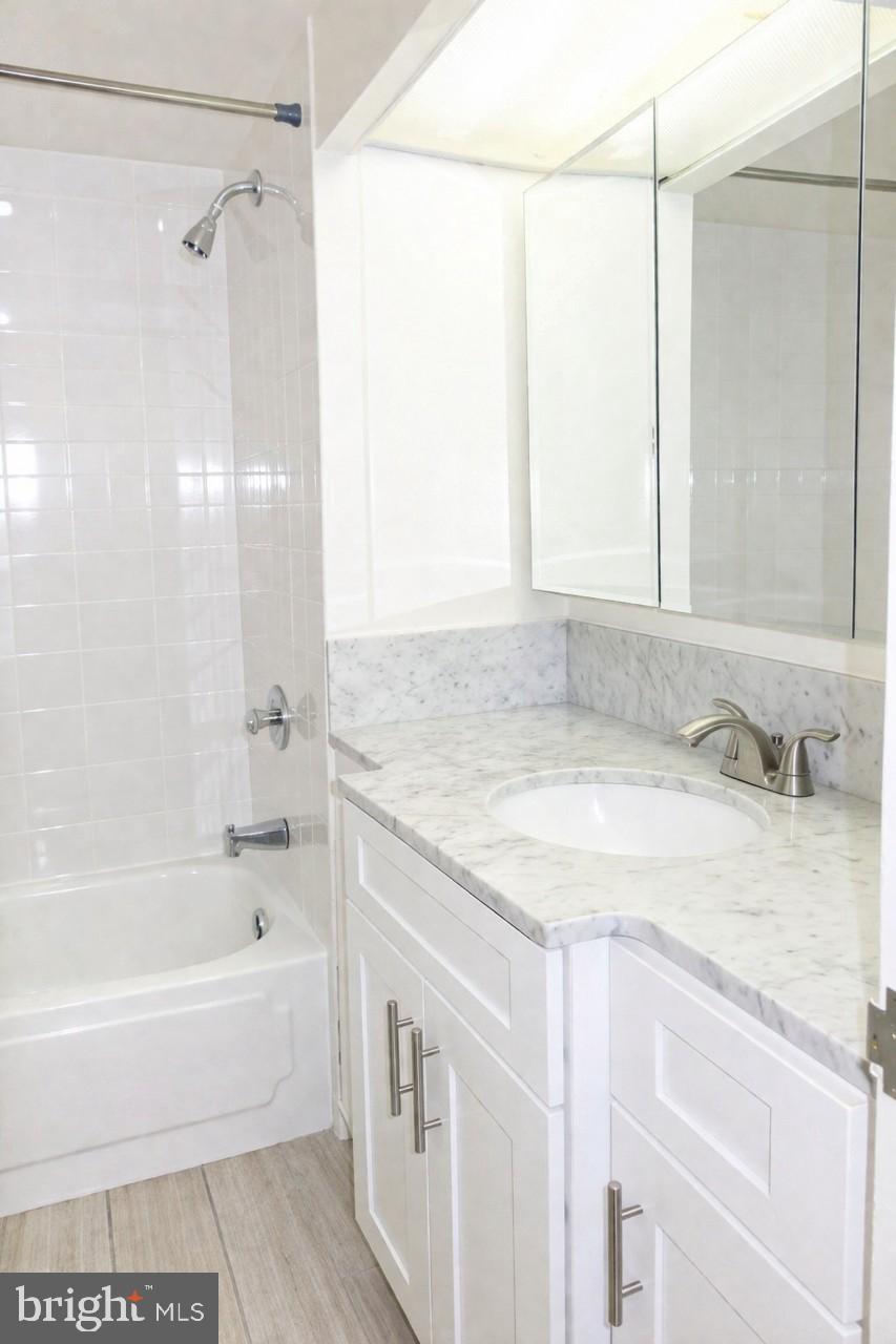 1326 SPRUCE STREET 42 703