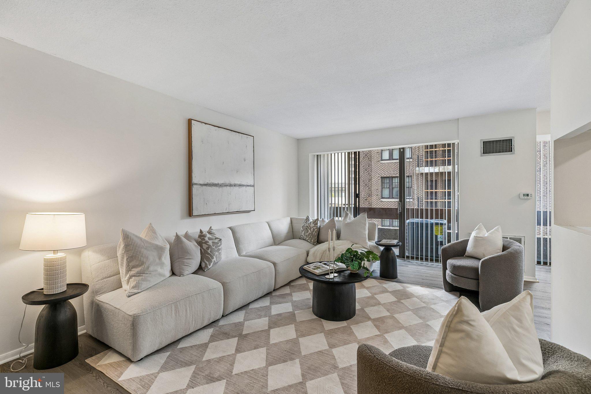 1326 SPRUCE STREET 42 703