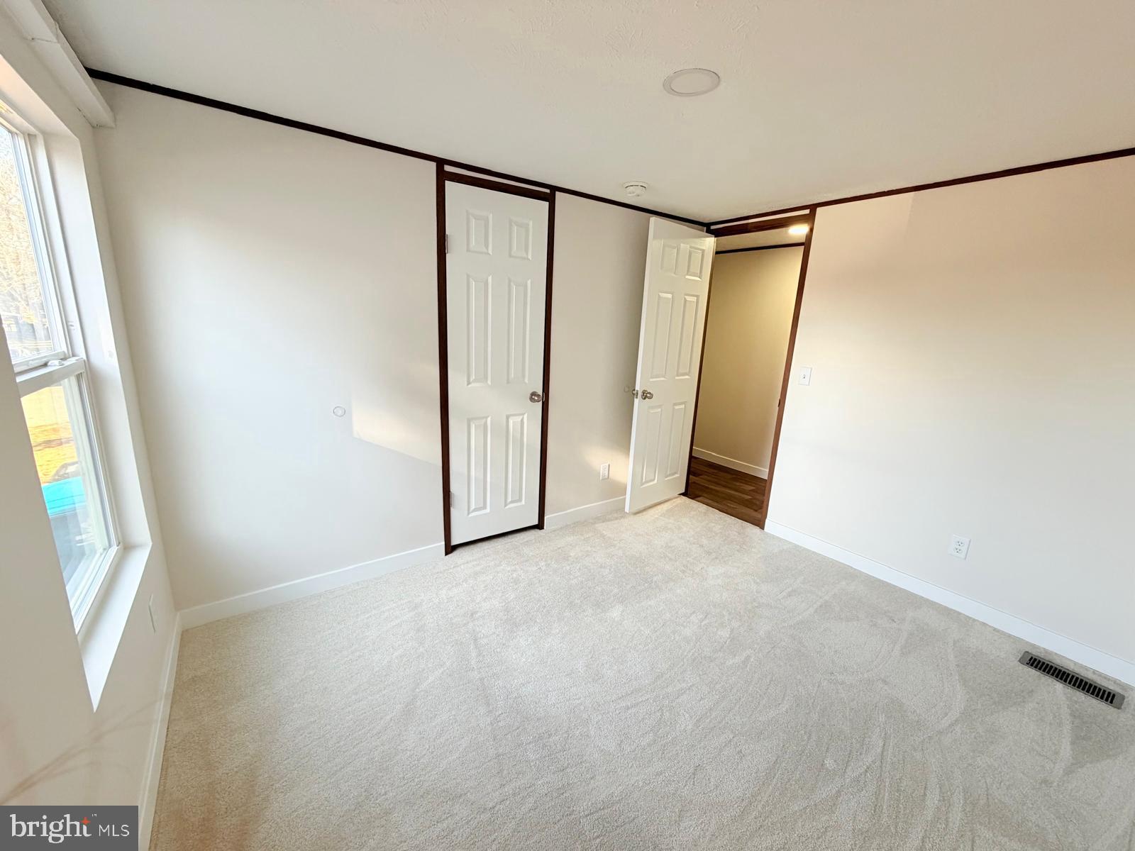 LAKESIDE PARK - Residential