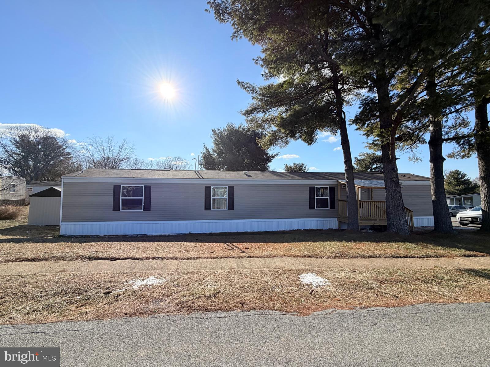 LAKESIDE PARK - Residential