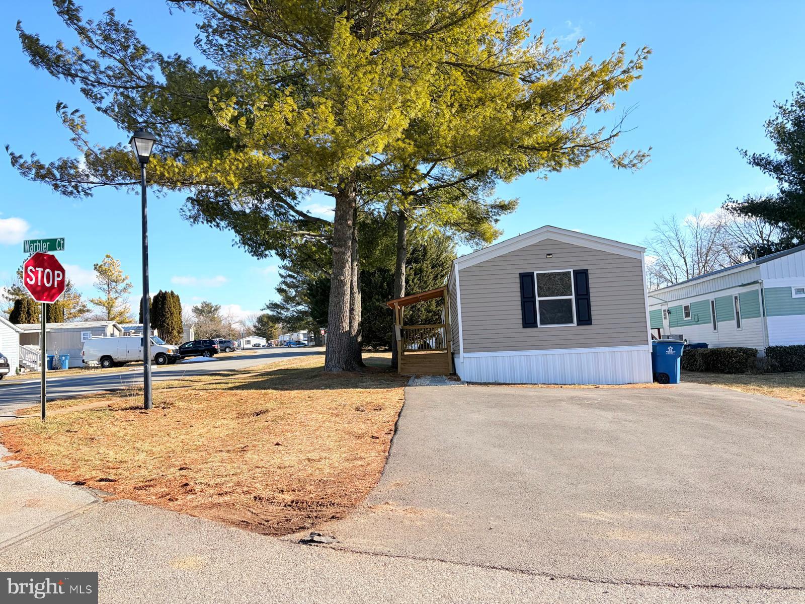 LAKESIDE PARK - Residential