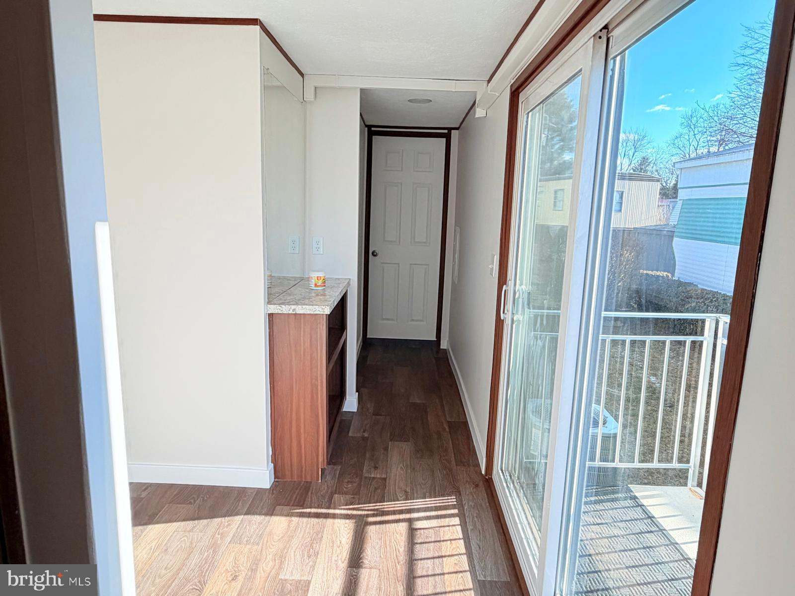 LAKESIDE PARK - Residential