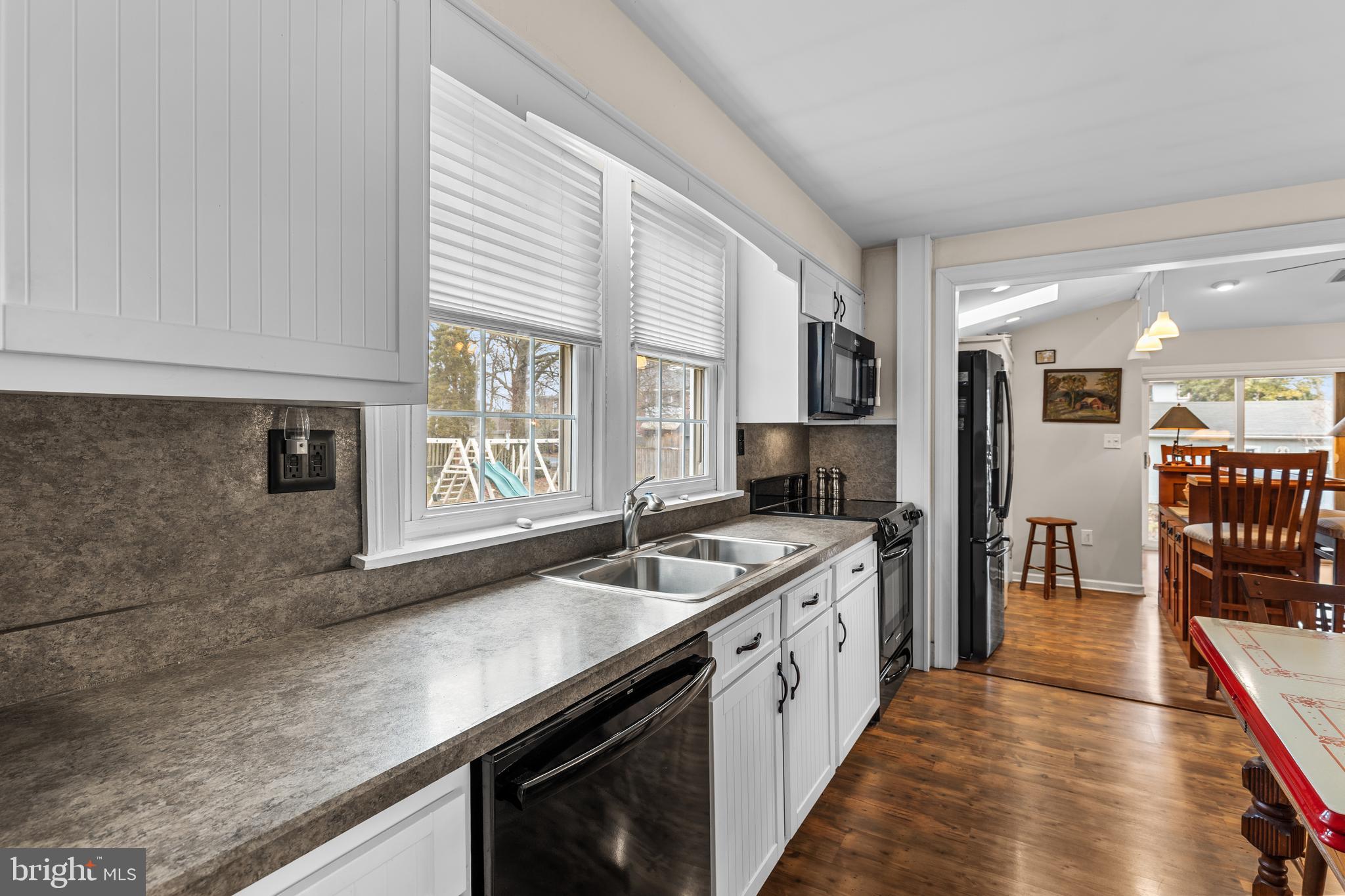 LANDISVILLE - Residential