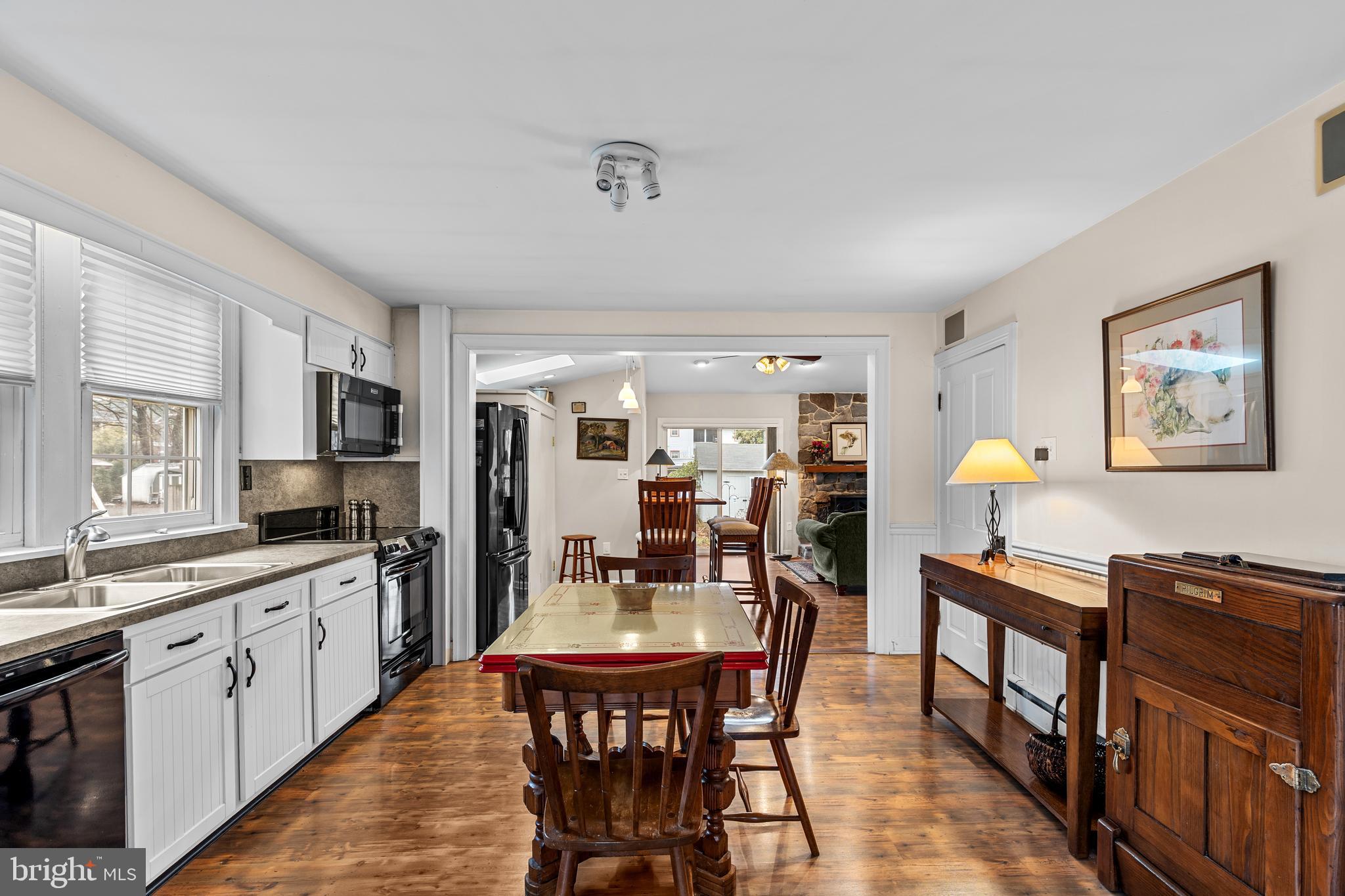 LANDISVILLE - Residential