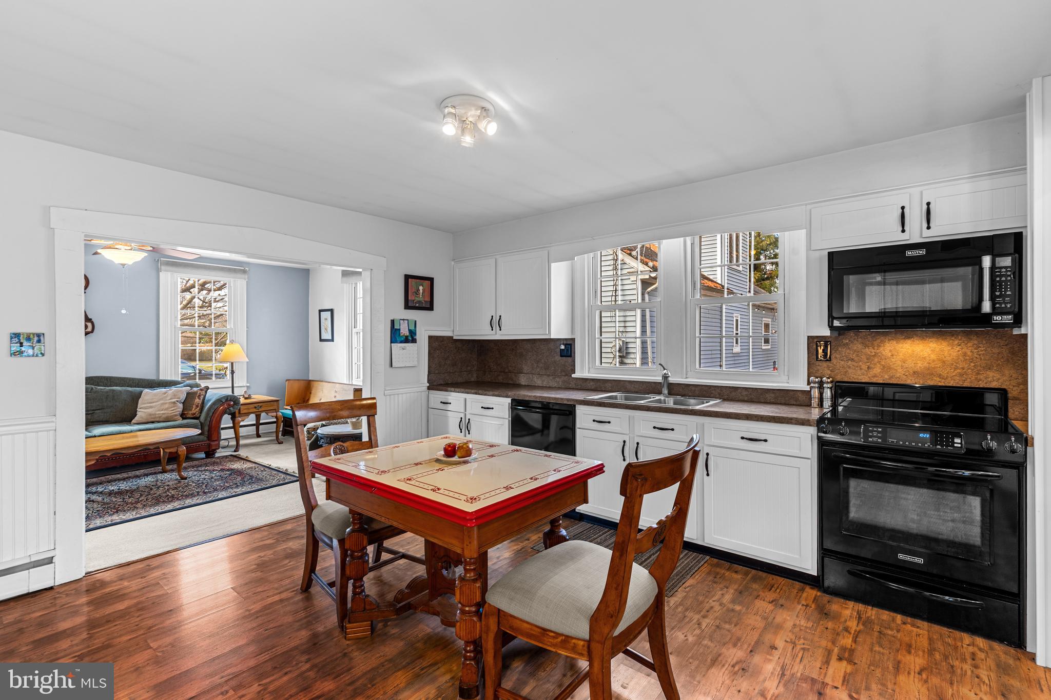 LANDISVILLE - Residential