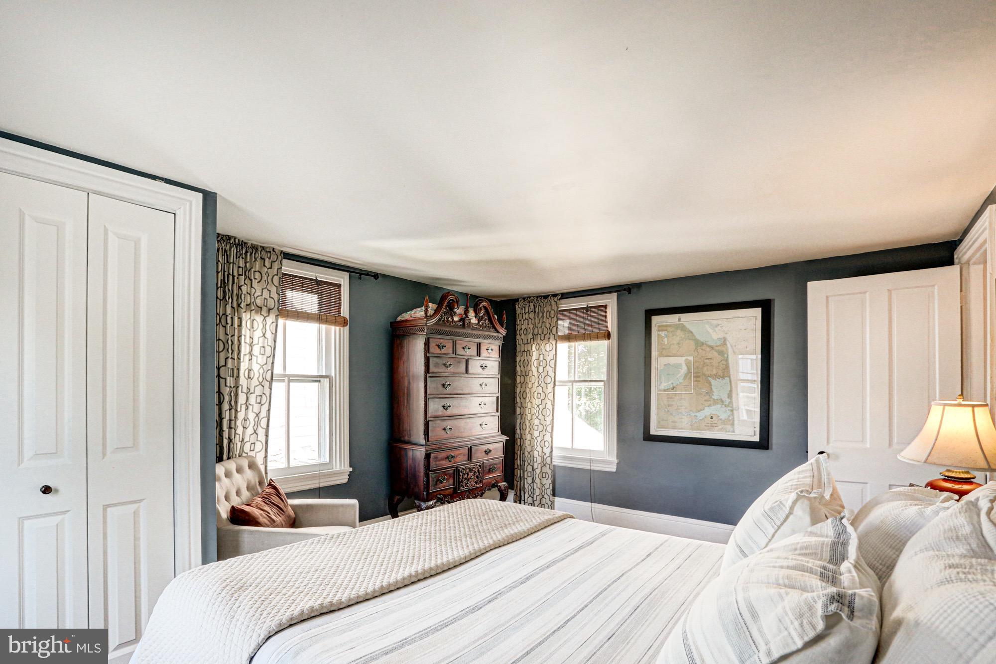 REDDING ESTATES - Residential