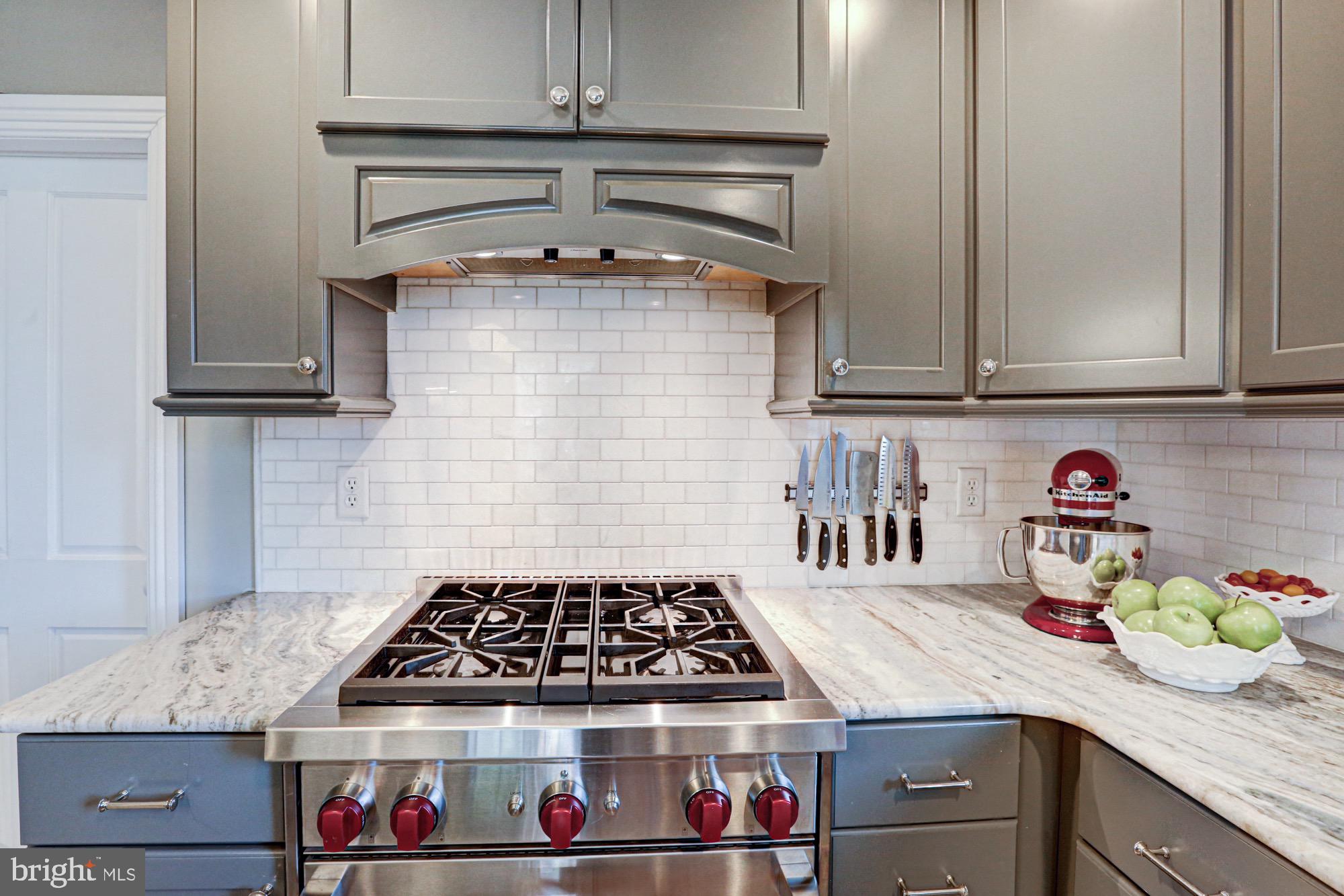 REDDING ESTATES - Residential