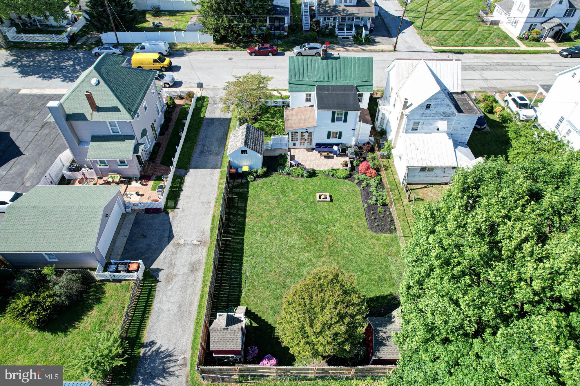 REDDING ESTATES - Residential