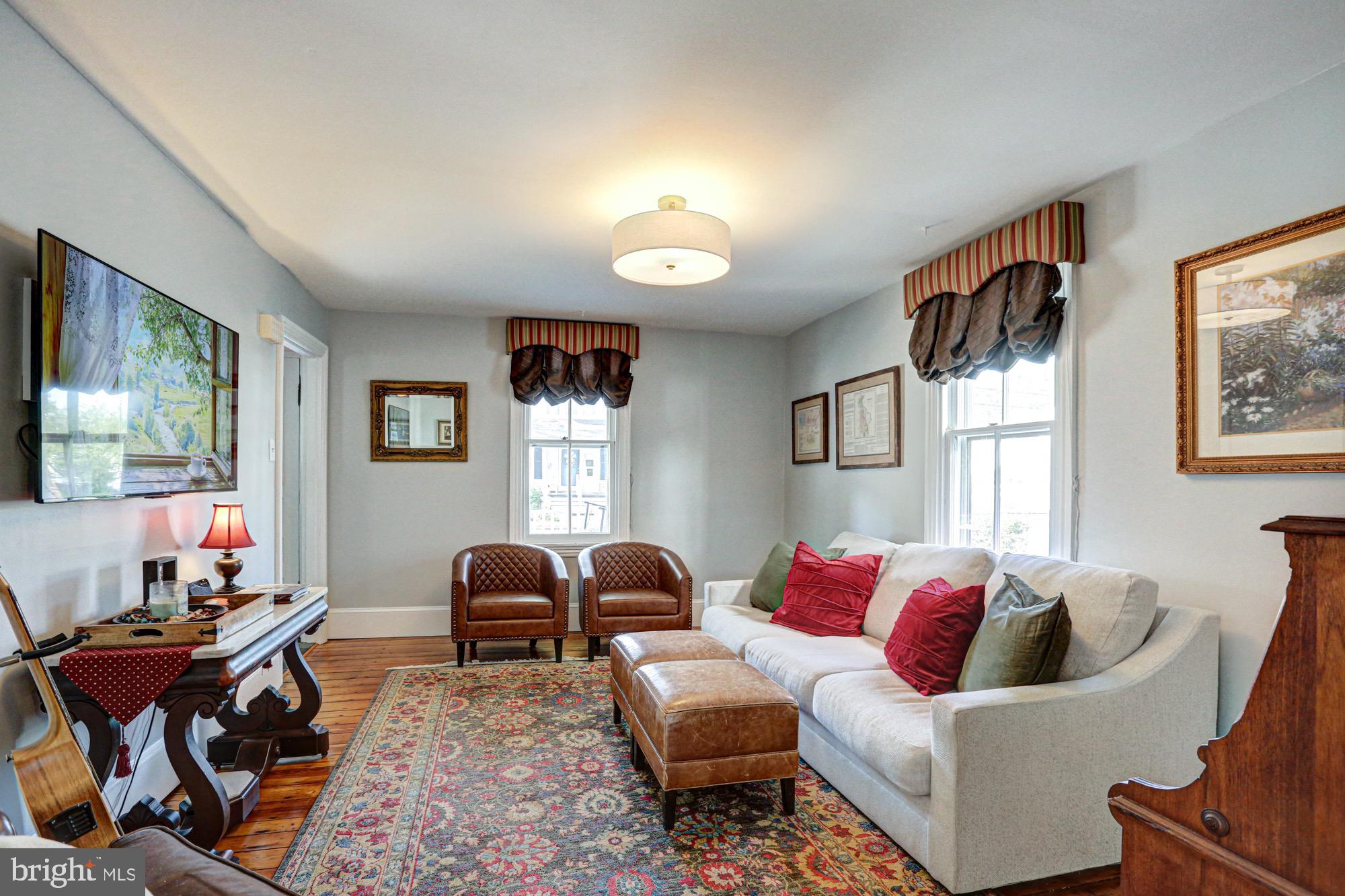 REDDING ESTATES - Residential