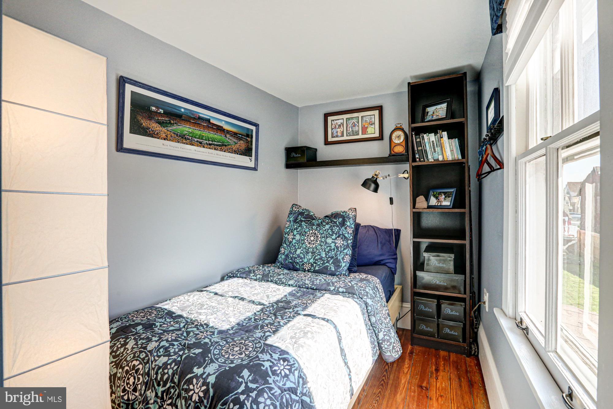 REDDING ESTATES - Residential