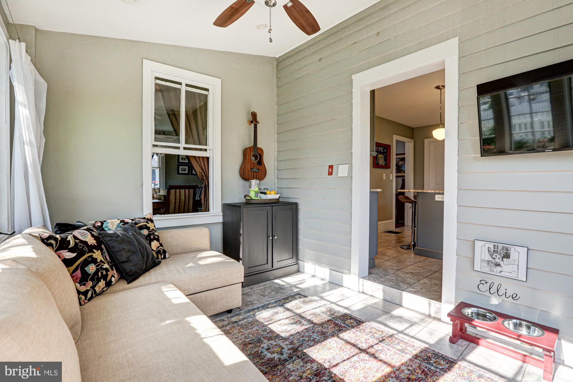 REDDING ESTATES - Residential
