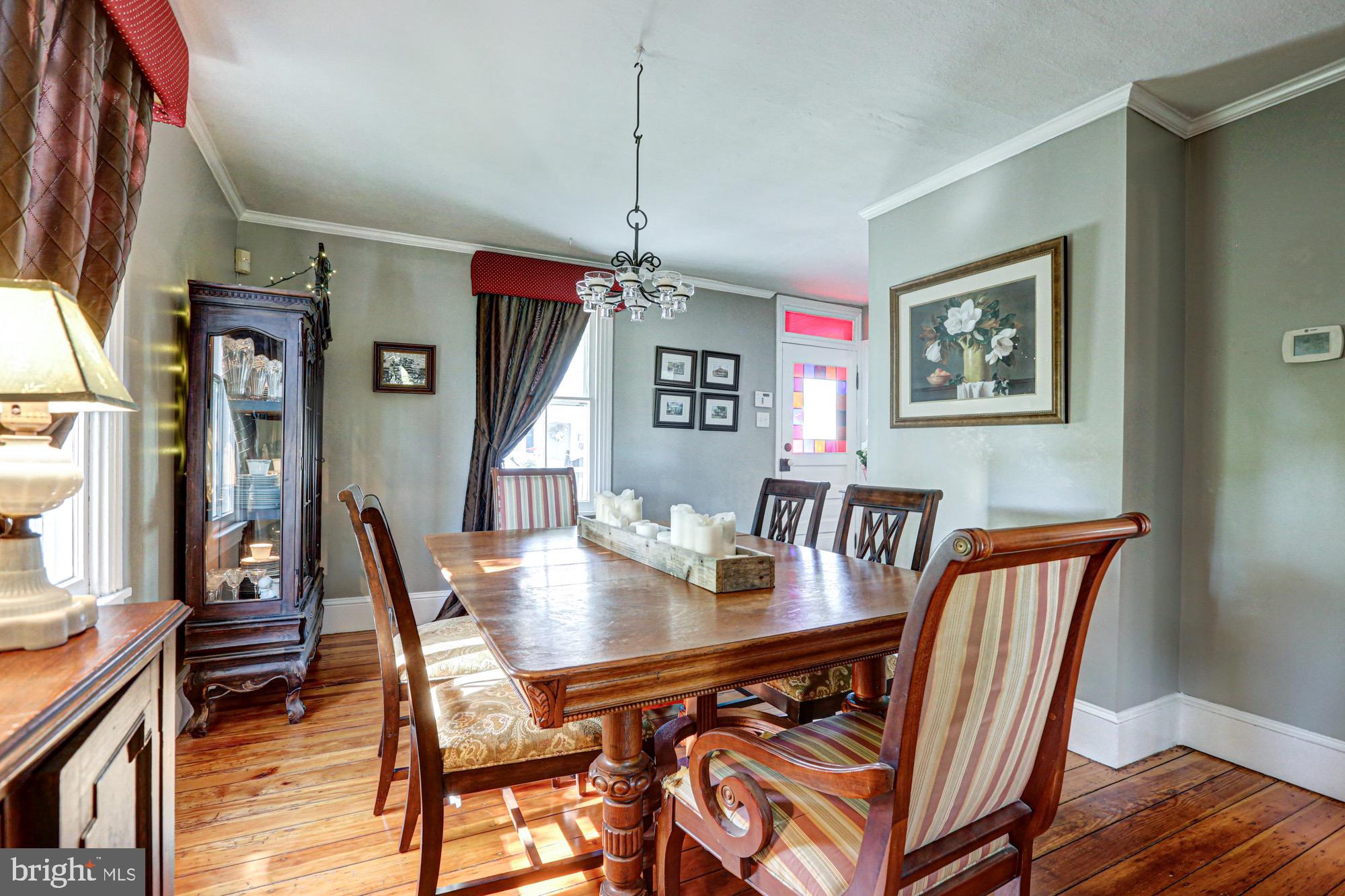 REDDING ESTATES - Residential