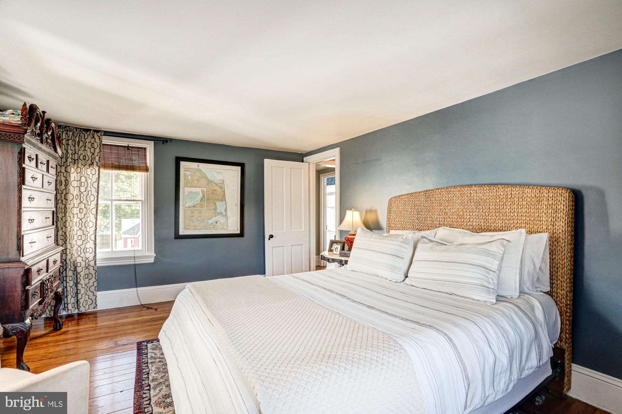 REDDING ESTATES - Residential