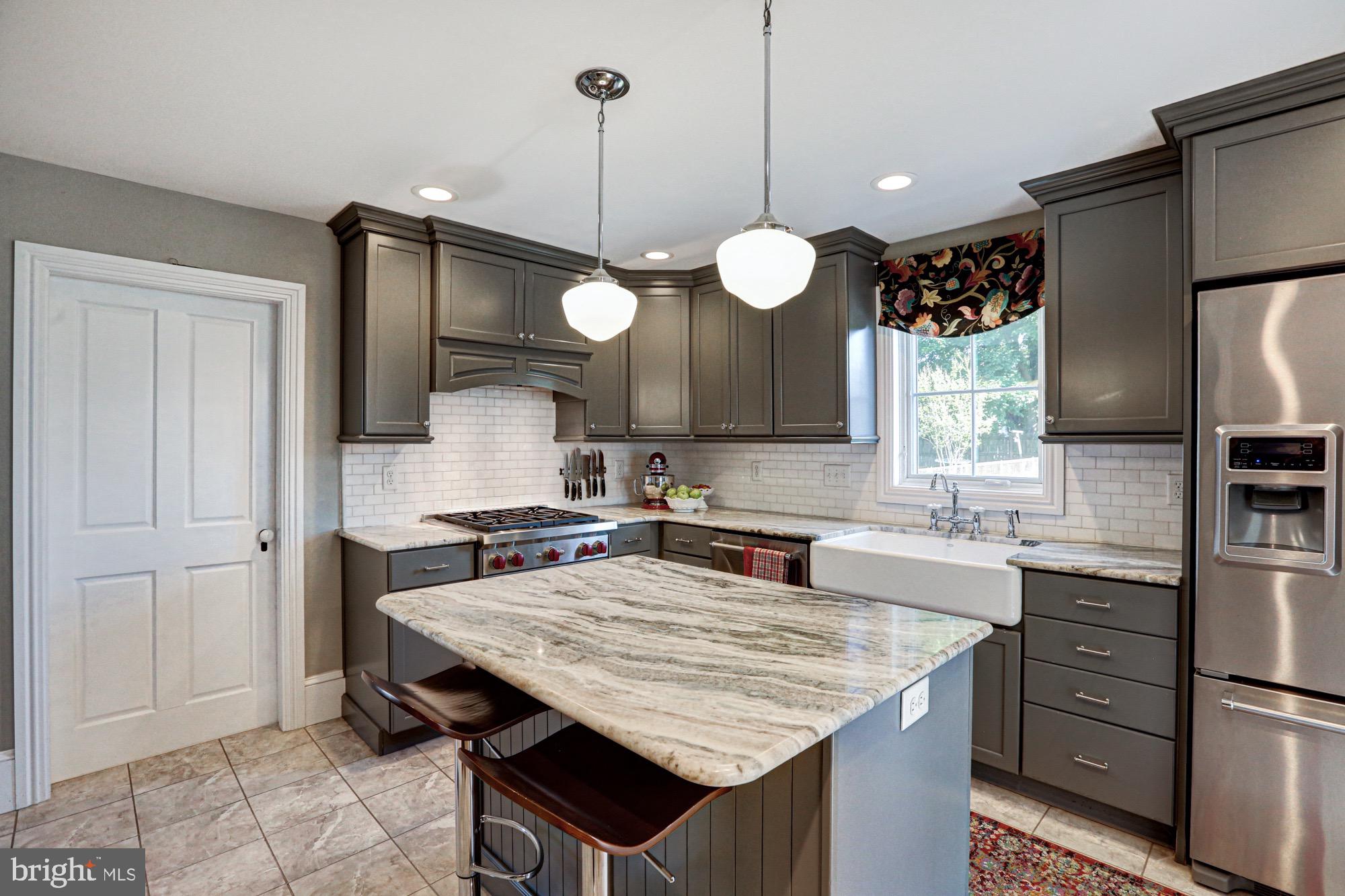 REDDING ESTATES - Residential