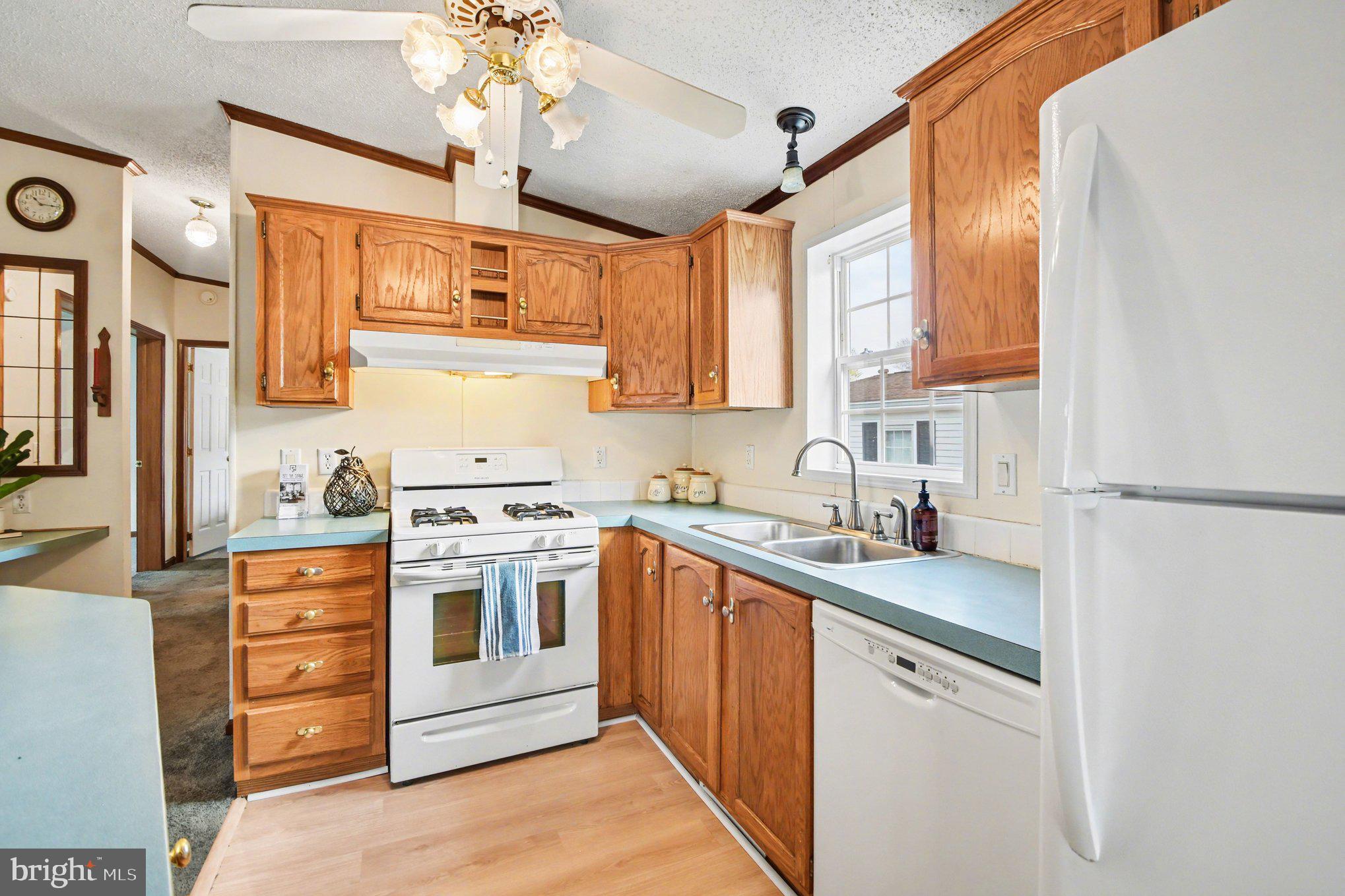 GWYNEDD WOODS - Residential