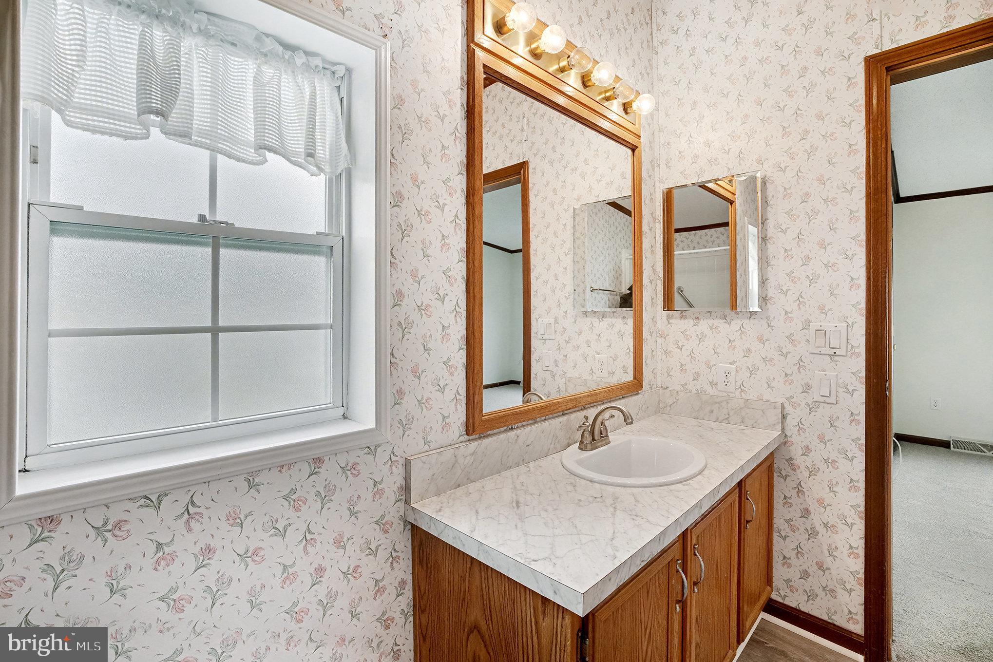 GWYNEDD WOODS - Residential